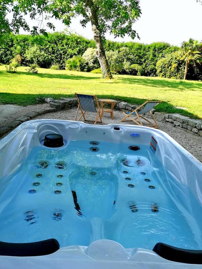 Gite Dans Une Ambiance Vegetale Avec Spa Privatif Jazennes 외부 사진